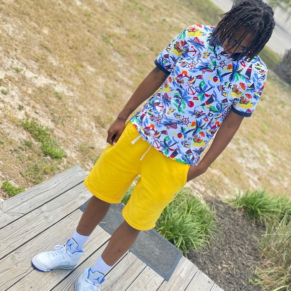 Meet Your Posher ๐ฅณ Like, Share, & Comment ๐ฅฐ๐ - Picture 6 of 7